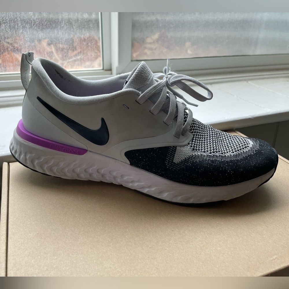Nike Odyssey React
